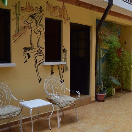 Hostal Coronel Pedro Arraya Tupiza Exterior foto